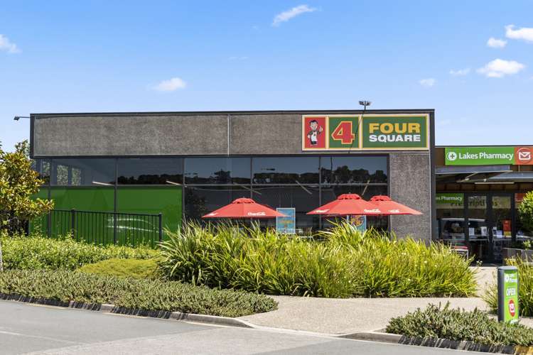 86 Awataha Crescent Pyes Pa_16