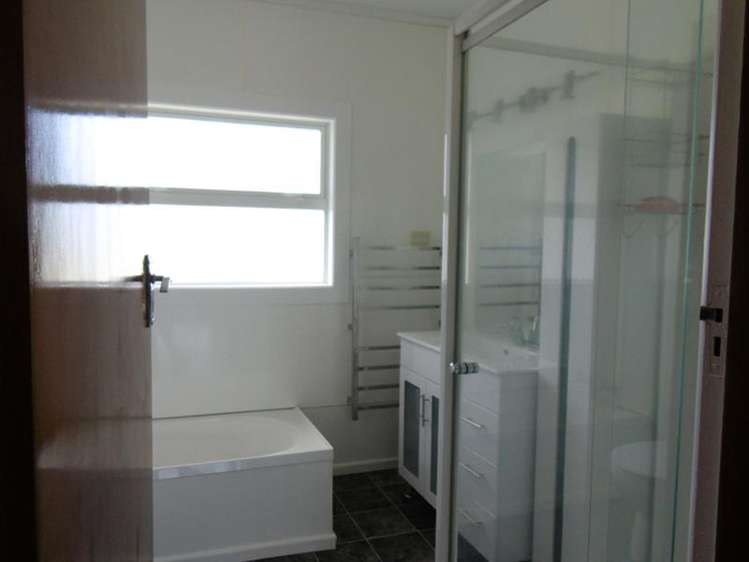 86 Valley Road Mount Eden_9