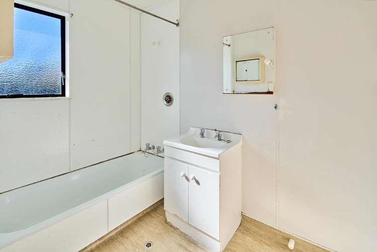 126B Waiwhetu Road Waterloo_10