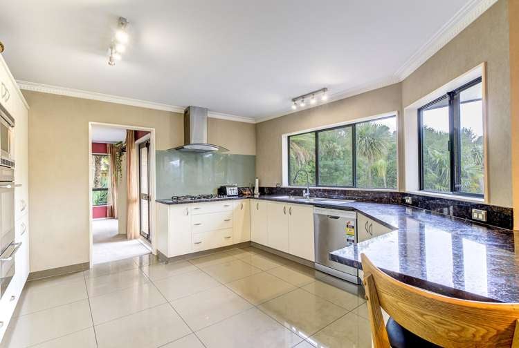 94 Delamare Road Pukete_12