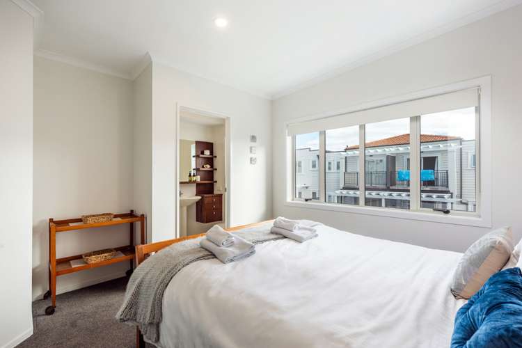 29/218 Green Lane Epsom_11