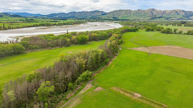 62 Waiau West Road Cheviot_18