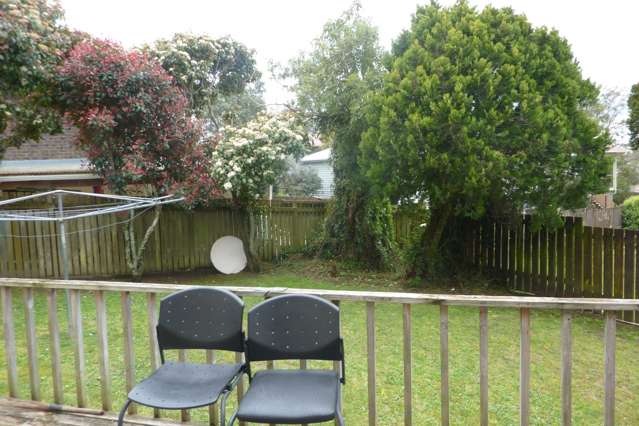 2/5 Abelia Place Papatoetoe_1