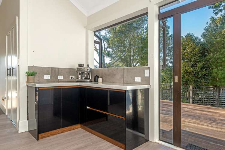 2 Cobden Street Gisborne_17