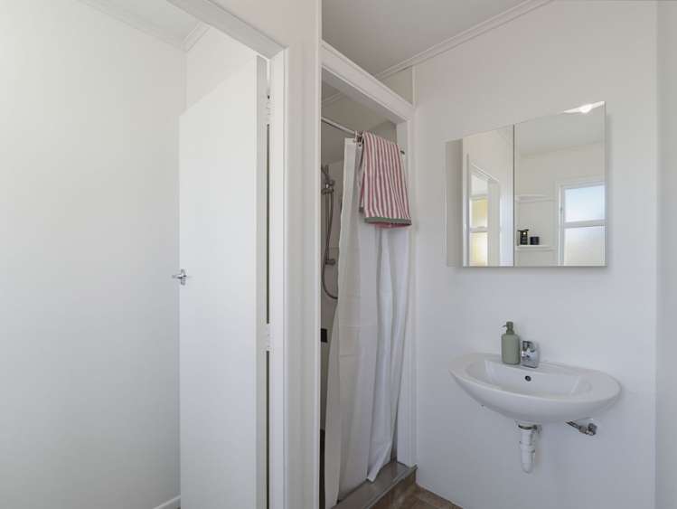 2/89 Nelson Crescent Napier South_11