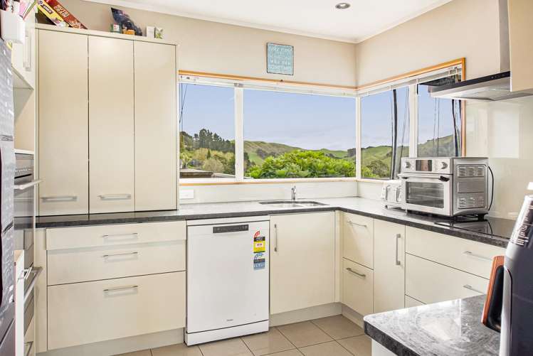 62 Churchill Drive Taradale_2