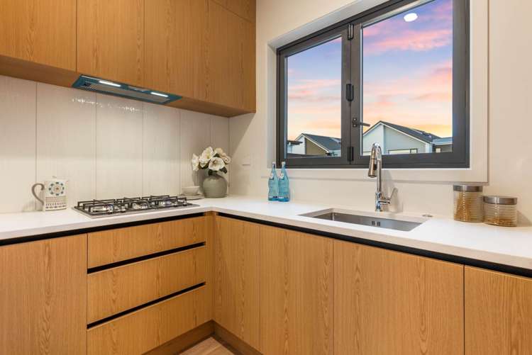 9 Louisa Lane Wainui_5