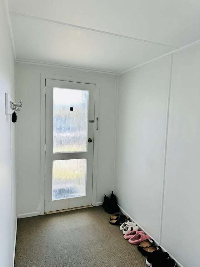 1/4 Richan Street Glenview_4