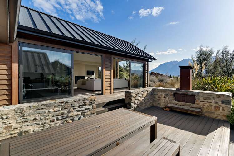 18 Bretby Court Jacks Point_1