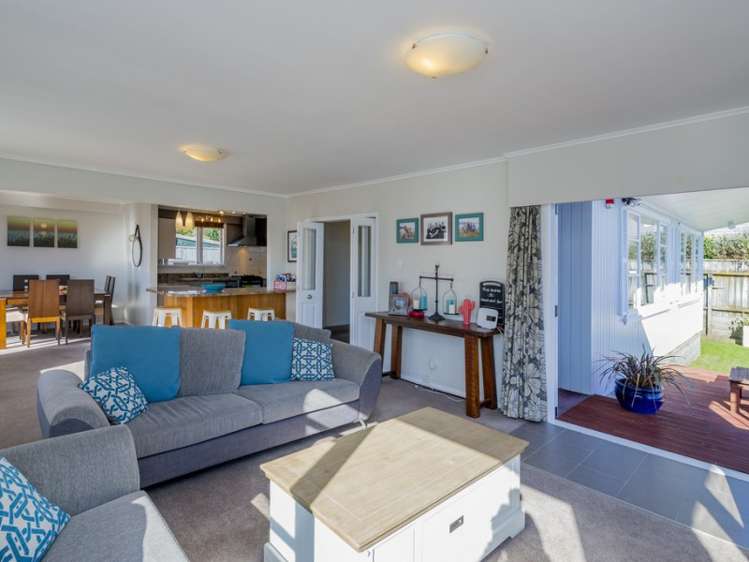 18a Mahana Road Paraparaumu Beach_1