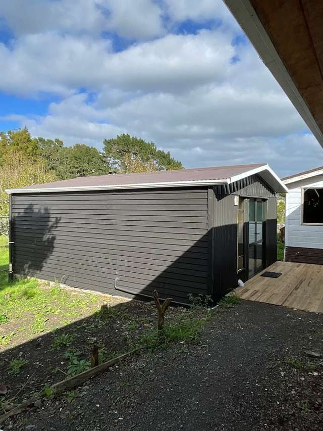Charming one-bedroom sleepout