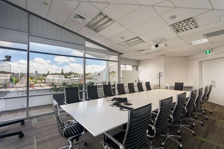 414 Khyber Pass Road Newmarket_5