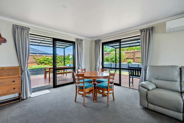 50 Plover Street One Tree Point_12