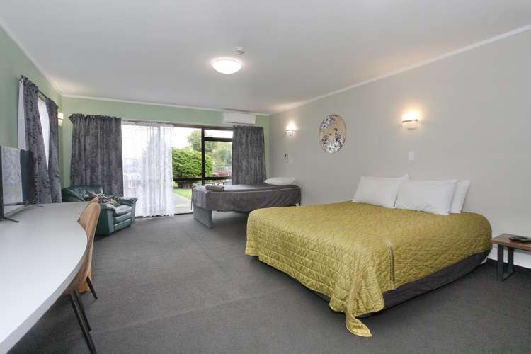 167 Fitzherbert Avenue West End_18