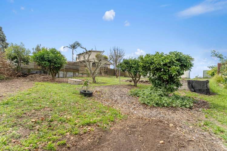 129 Rogers Road Pukehina_21