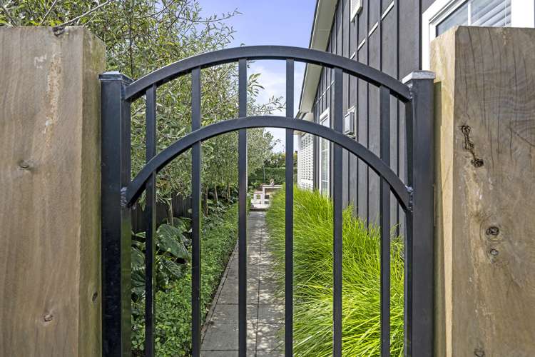 37 Pohutukawa Parade Riverhead_7