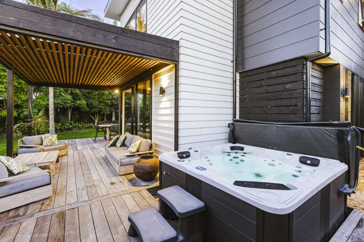 15c Helga Crescent Te Atatu Peninsula_13