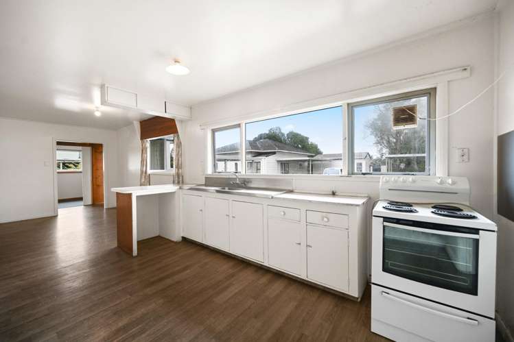 14 Wall Street Nawton_4