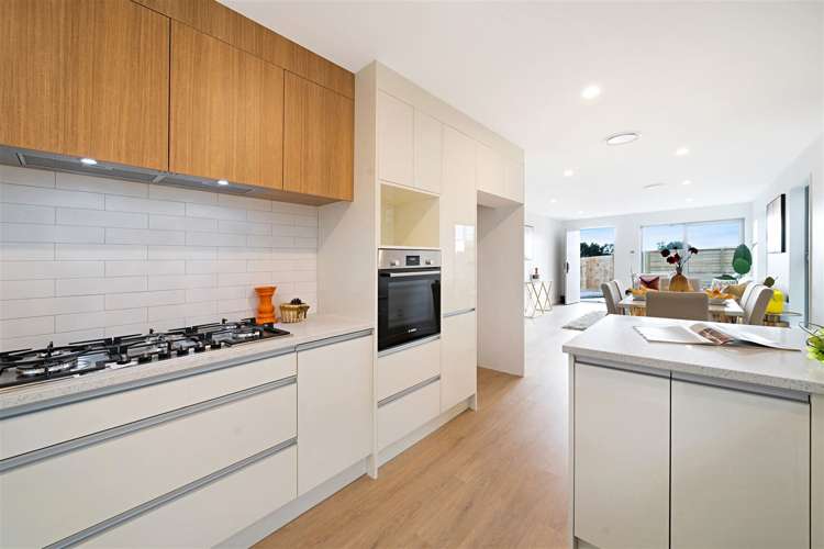 240e Whitney Street Blockhouse Bay_1