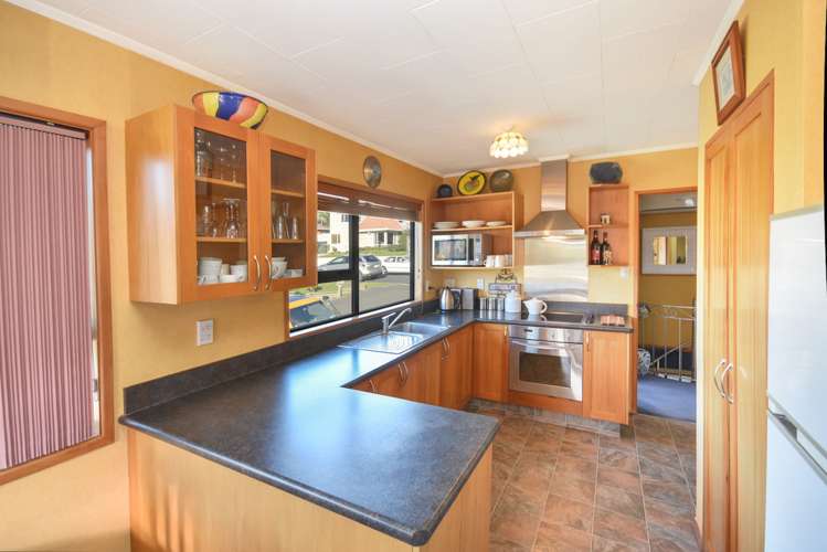 13 Clariton Avenue Green Island_9