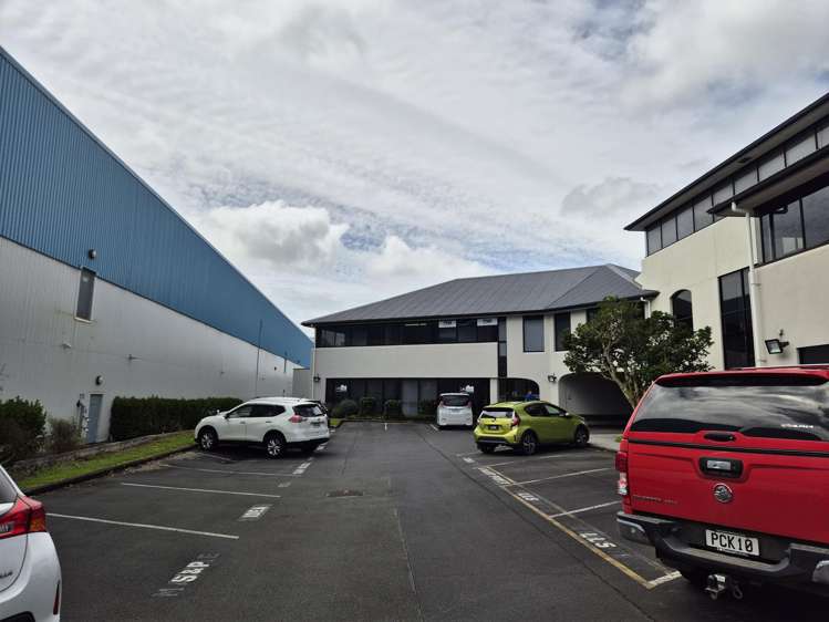 9/295 Lincoln Road Henderson North_6