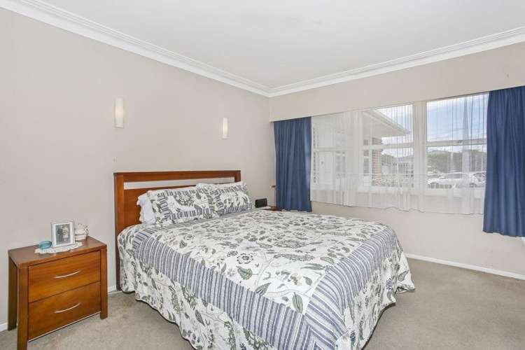 26 Shirley Avenue Papakura_12