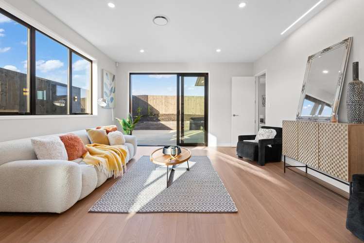 98 Huanui Drive Orewa_12