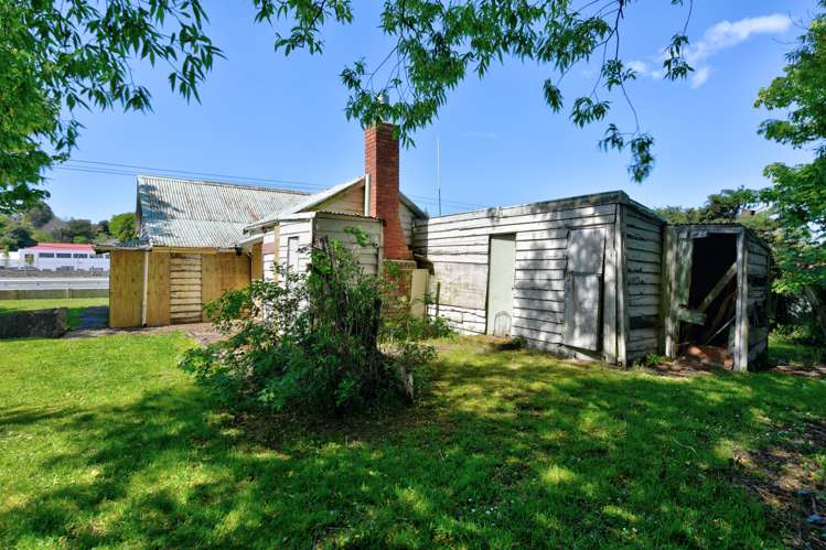 139 Main Street Mataura_16