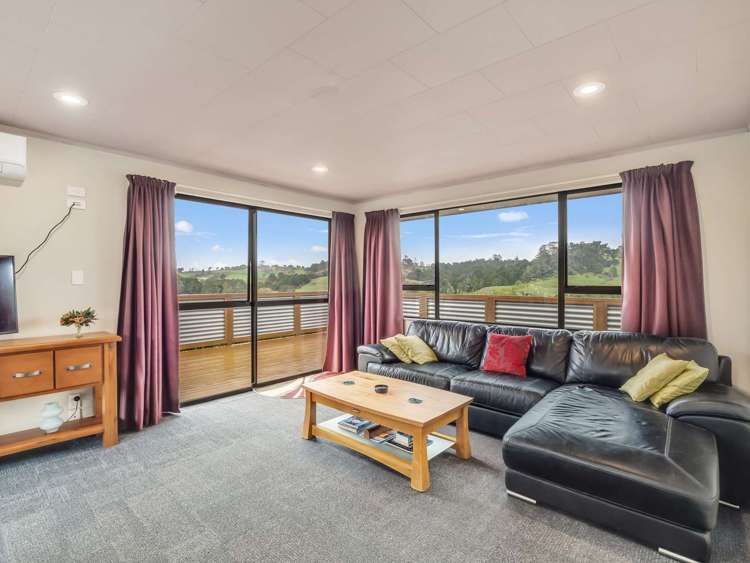 4 Hebe Lane Maungaturoto_17