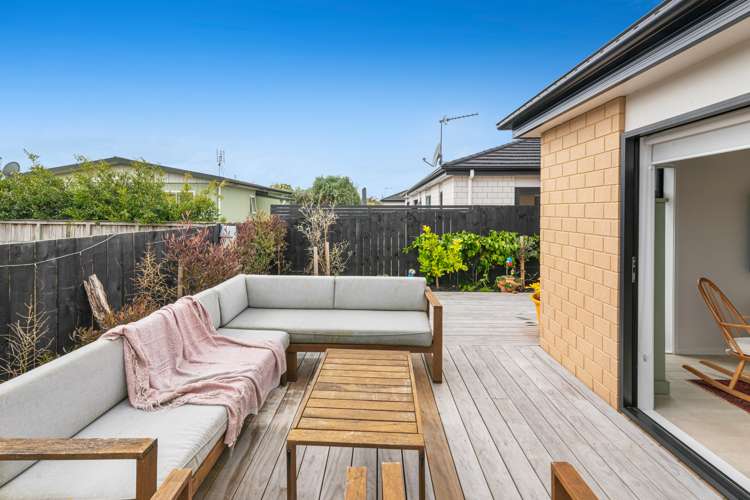 16a Lillian Place Orewa_9