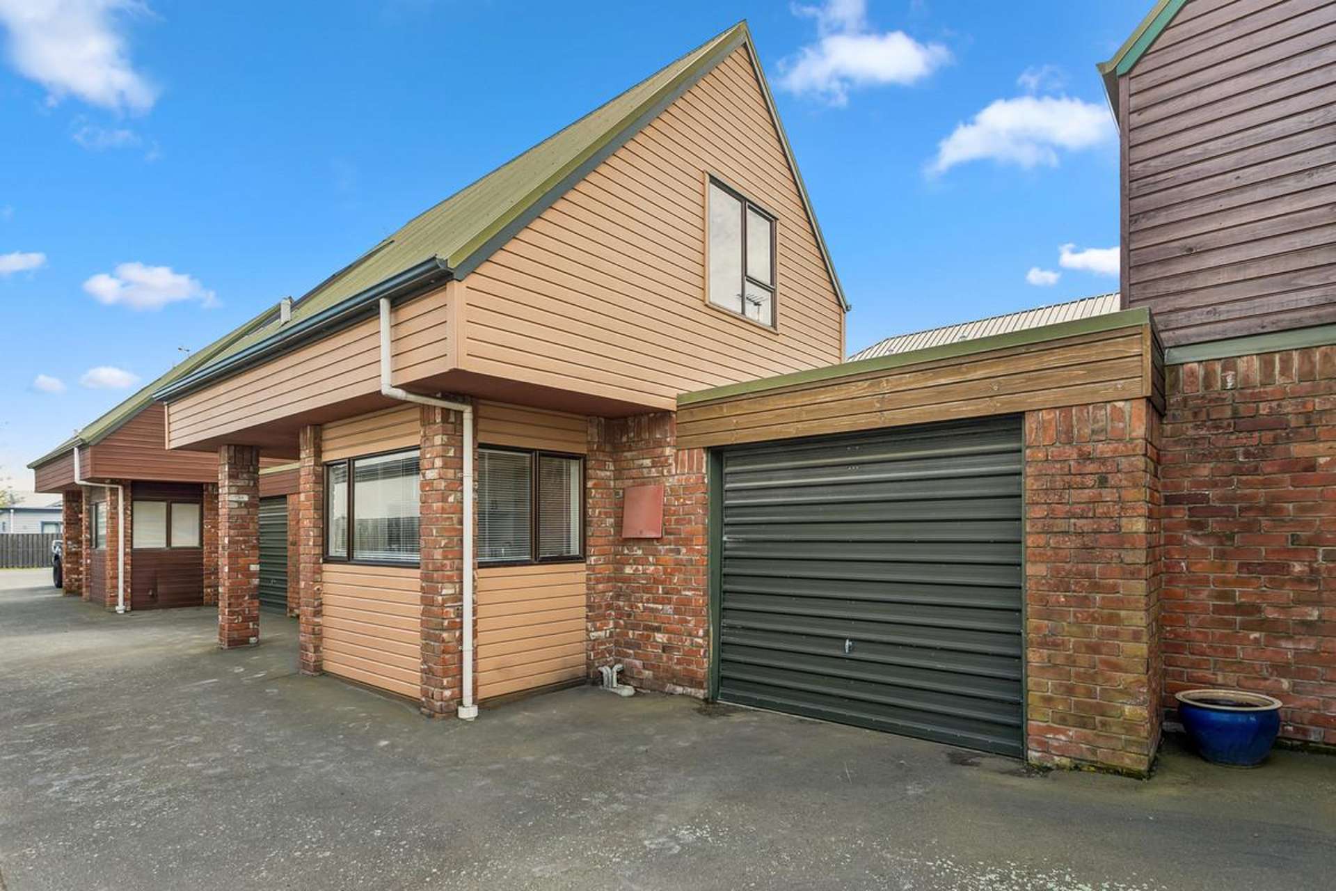 2/46 Brockworth Place Riccarton_0