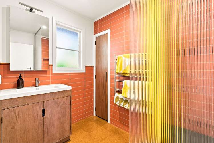 63 Montreal Grove Kingston_12