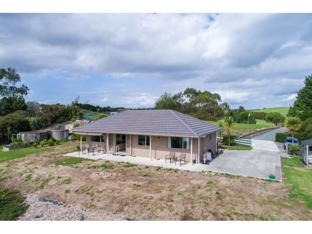 144 Garbolino Road Mangawhai_2