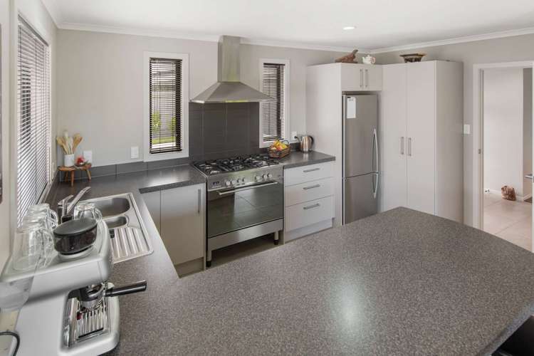 7 Levi Place Kelvin Grove_8