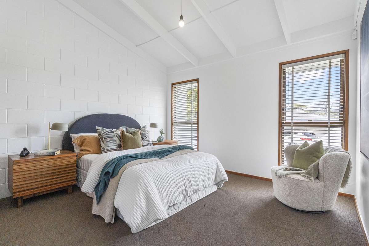 Units 1-4/156 Hutchinson Avenue_3