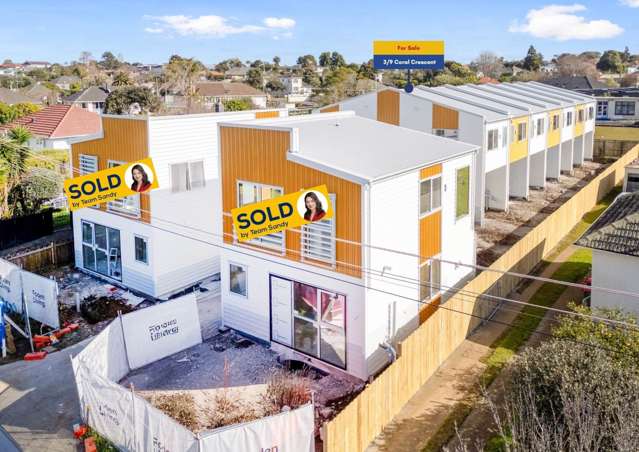 Corner Site, 4-Bedroom Quality Home in Central AKL