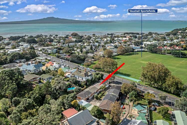 2/45 Vauxhall Road Devonport_3