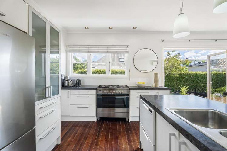 32 Bonnie Brae Road Meadowbank_9