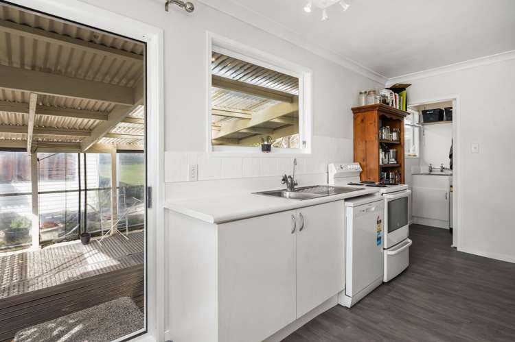 14 Tawavale Street Pukehangi_9