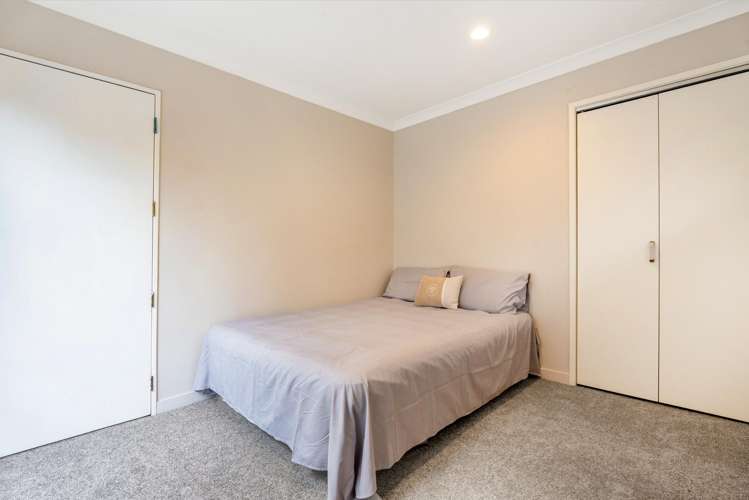 2/19 Lagoon Drive Panmure_15