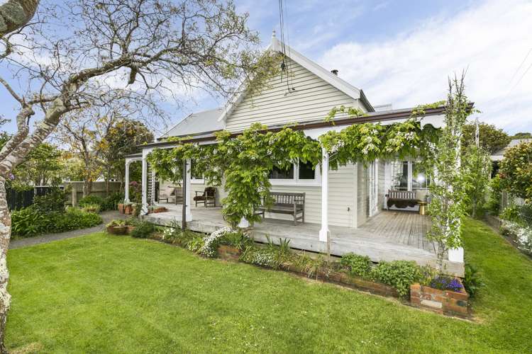 15 Marsden Avenue Karori_0