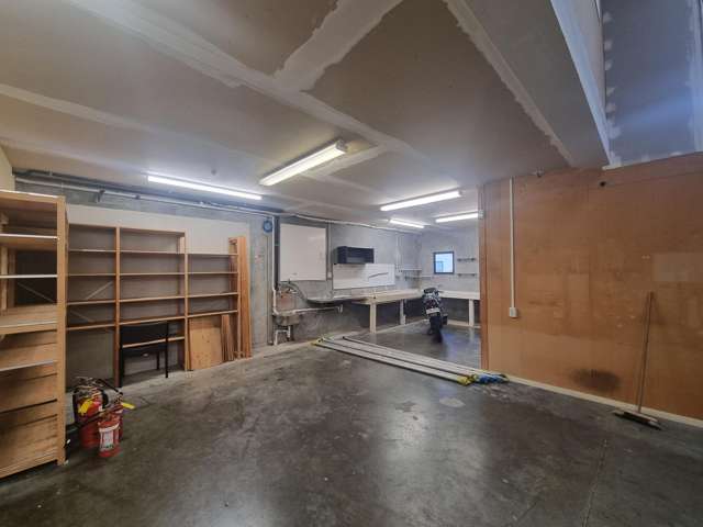 4/98 Main Road Tawa_2