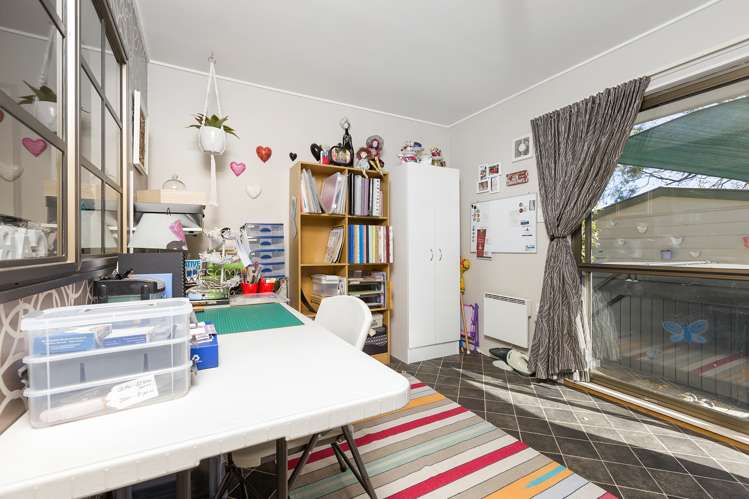 310 High Street South Carterton_16