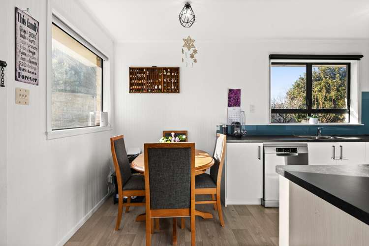 1/71A Meeanee Road Taradale_6