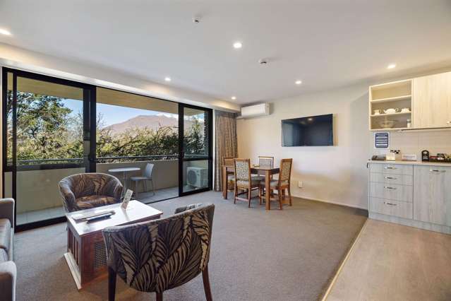 414/7 Adelaide Street Queenstown_3