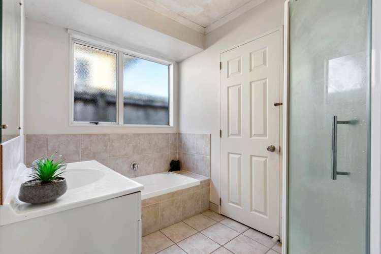 61 Aspiring Avenue Flat Bush_16