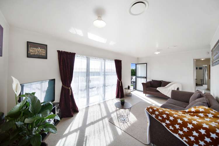 10 Leila Place Clover Park_10