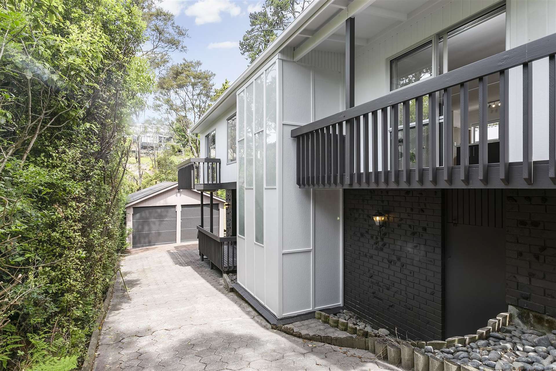 21 Fairmount Road Titirangi_0