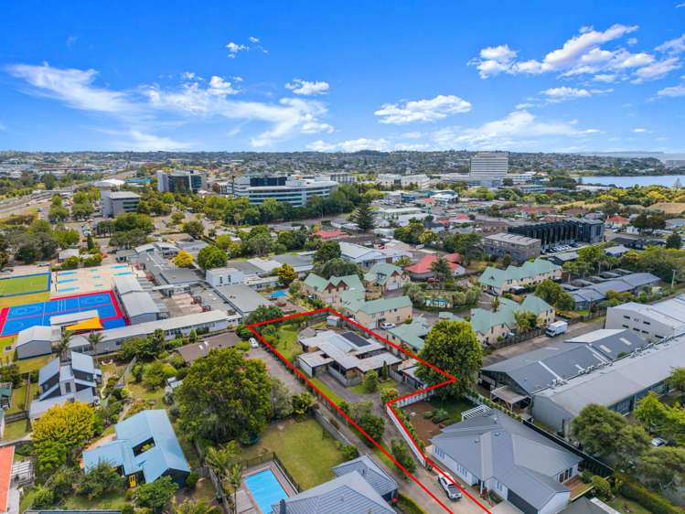 19 Karaka Street Takapuna_13