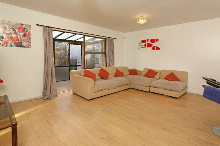 2/3204 Great North Road New Lynn_6